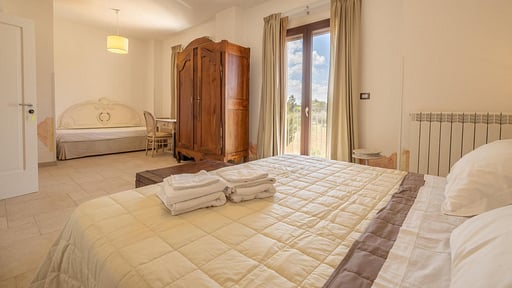 Villa Tenuta Melissa Schlafzimmer 2