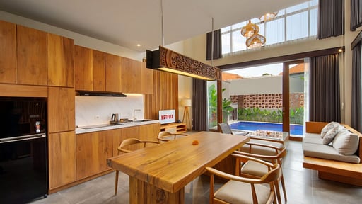 Teratai Grand Villa Two Essecke