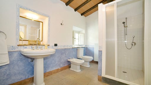 Villa Teto Bedroom 4