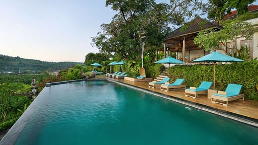 The Acala Classic Pool Villa Piscine 2