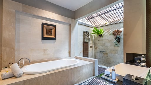 The Akasha Villa Premiere Bedroom 1