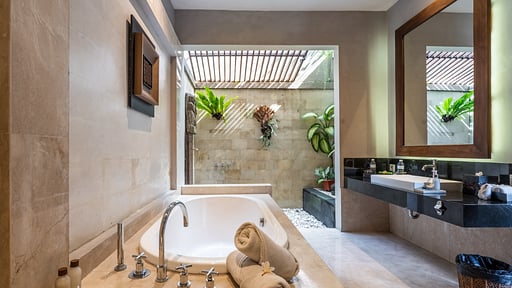 The Akasha Villa Premiere Bedroom 2