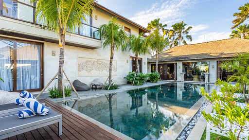 The Akasha Villa Premiere Swimming pool
