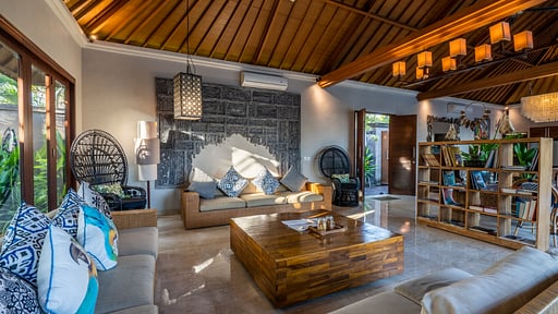 The Akasha Villa Premiere Living room