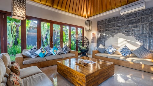 The Akasha Villa Premiere Living room