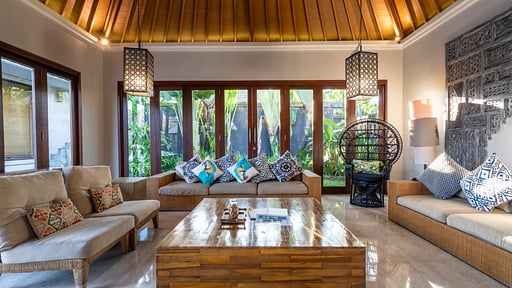 The Akasha Villa Premiere Living room