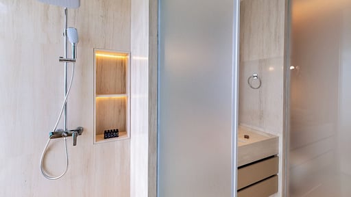 The Aquila Villa Bedroom 9