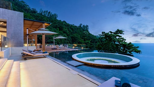 The Aquila Villa Swimming pool 2