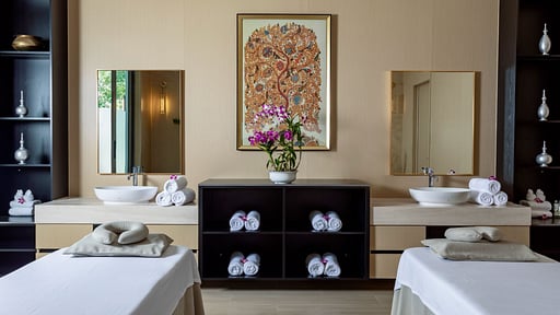 The Aquila Villa Spa