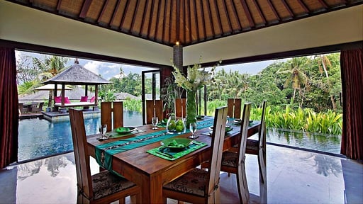 The Bale Tokek Villa Dining area
