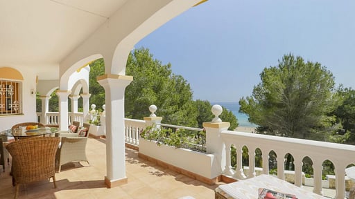 The Beach House Cala LLenya Terrace/Veranda