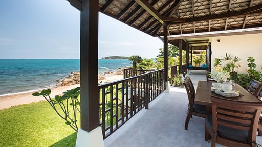 The Beach House Chaweng Dining area