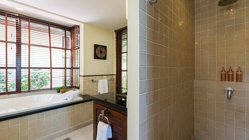 The Beach House Chaweng Bedroom 1