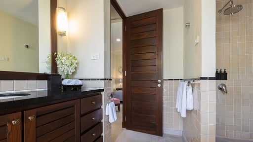 The Beach House Chaweng Bedroom 4