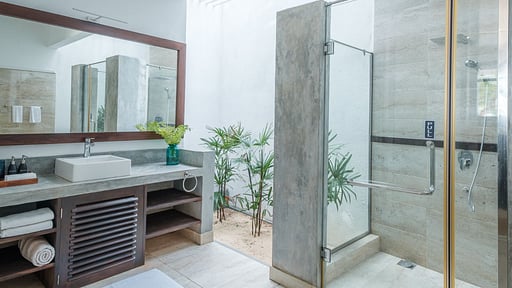 The Beach House Bedroom 5