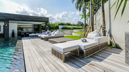 The Beach Villa Cemagi Swimming pool 2