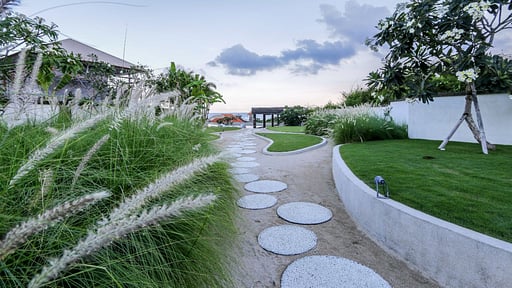 The Beach Villa Cemagi Garden