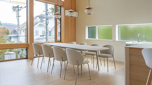 The Bergamot Chalet Dining area