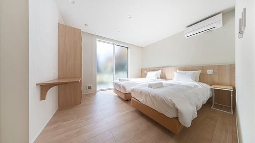 The Bergamot Chalet Bedroom 1