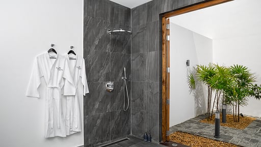 The Boat House Bedroom 1