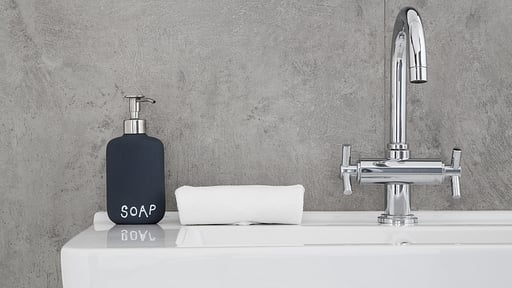 The Boat House Bedroom 1