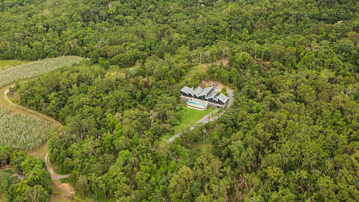 The Cassowary Drone foto's