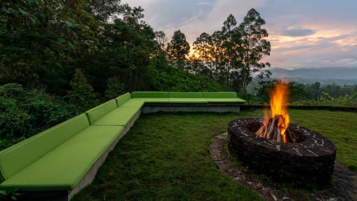 The Cavern Villa Terrace/Veranda