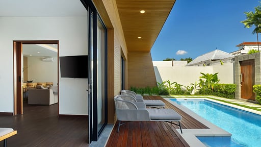 The Claremont Luxury Villa Terrace/Veranda