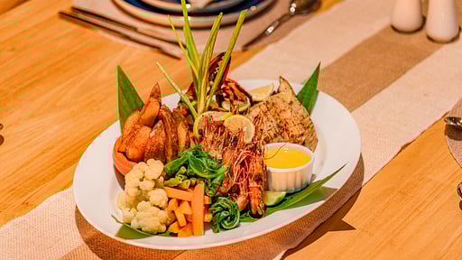 The Coast Villa Dining area