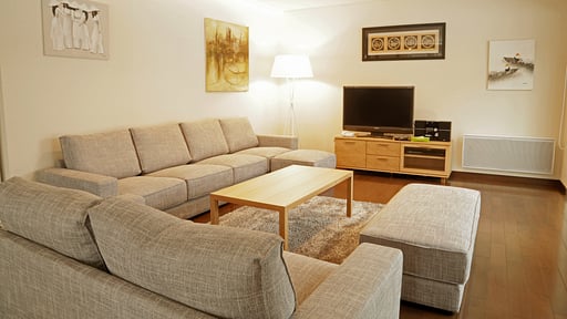 The Country Resort Five Bedroom Chalet Living room