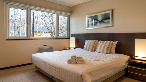 The Country Resort Five Bedroom Chalet Bedroom 2