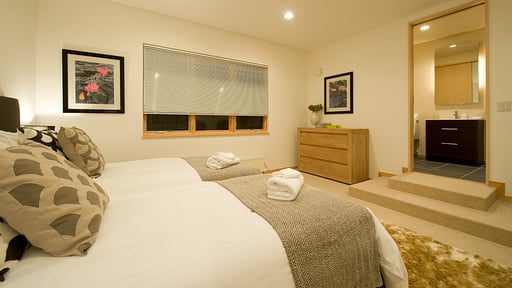 The Country Resort Five Bedroom Premium Chalet Bedroom 3