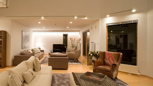The Country Resort Five Bedroom Premium Chalet Living room