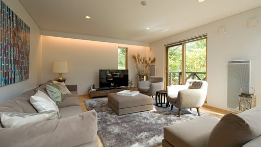The Country Resort Five Bedroom Premium Chalet Living room