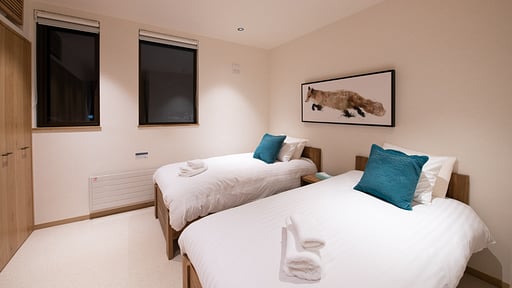 The Country Resort Six Bedroom Premium Chalet Bedroom 4