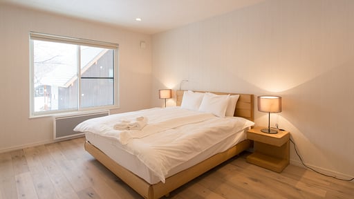 The Country Resort Three Bedroom Premium Chalet Schlafzimmer 1