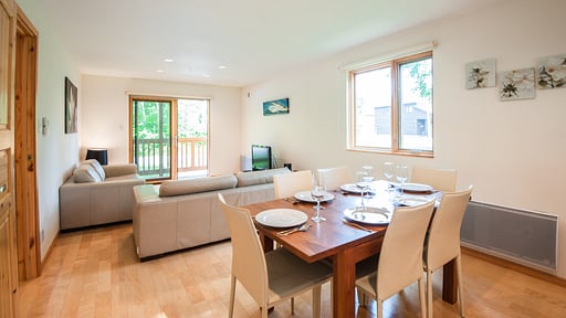 The Country Resort Two Bedroom Chalet Dining area