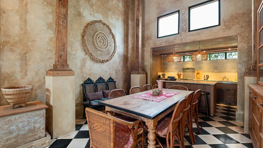 The Desu House Dining area