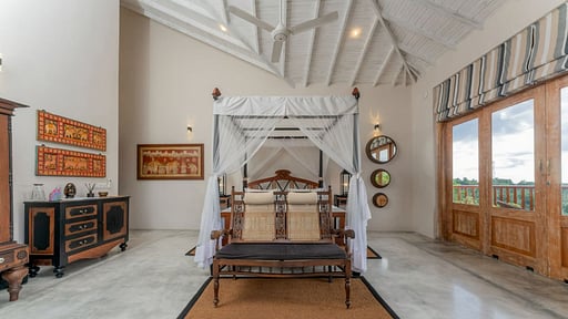 The Divine Villa Bedroom 4