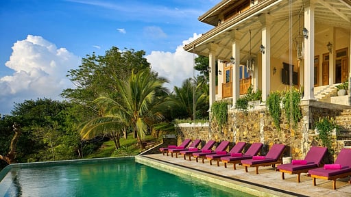 The Divine Villa Swimming pool