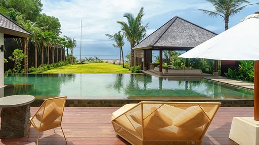 The Edge - The Breeze Villa Swimming pool