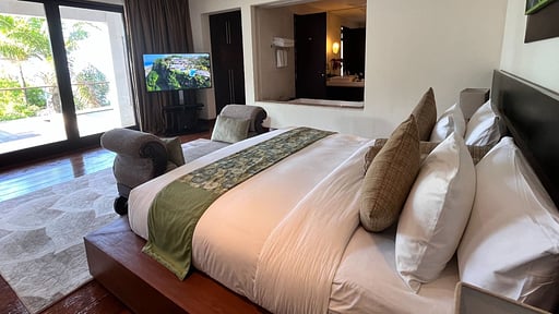 The Edge - The Shore Villa Bedroom 1