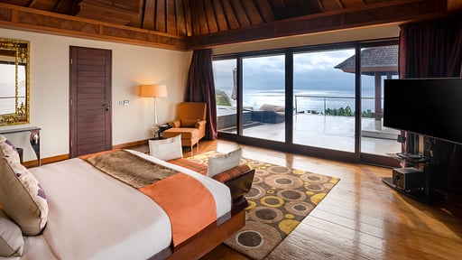 The Edge - The View Villa Bedroom 1