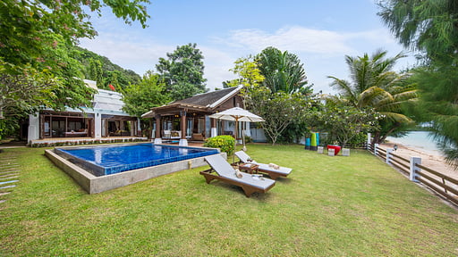 The Emerald Beach Villa 4 Piscine