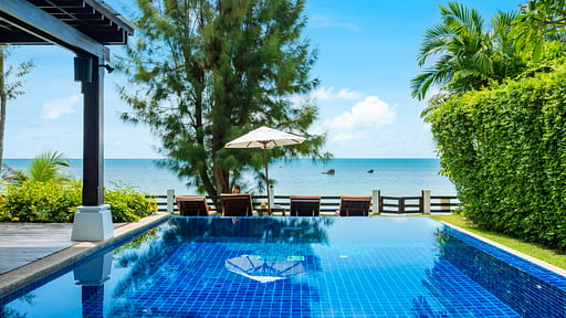 The Emerald Hill Beach Villa Swimming pool