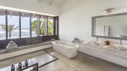 The Frangipani Tree Schlafzimmer 8