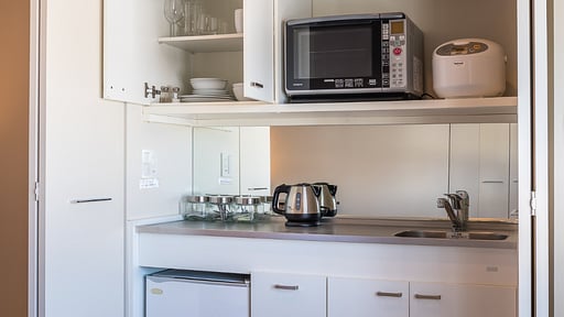 The Freshwater Studio Apartment Kitchen