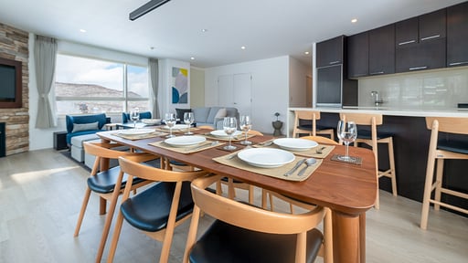 The Freshwater Three Bedroom Penthouse Suite Dining area