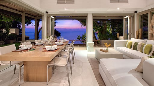 The Headland Villa 2 Dining area