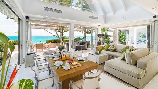 The Headland Villa 3 Dining area